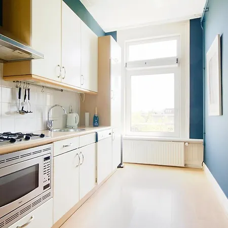 Spacious 4p Canal شقة أمستردام
