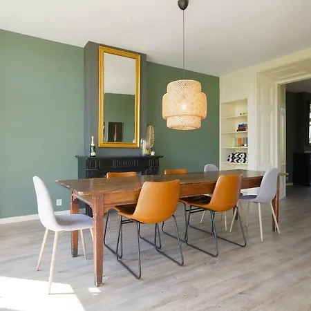 Spacious 4p Canal Apartamento *