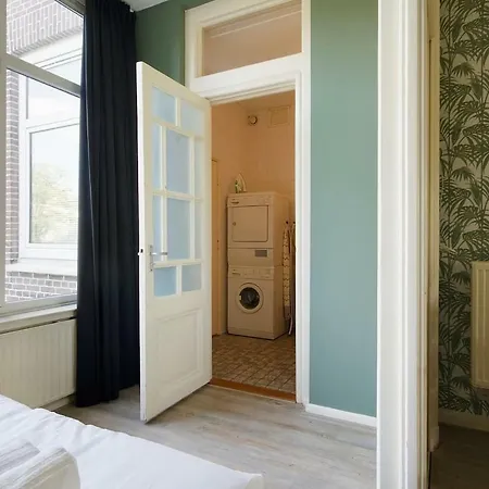 Spacious 4p Canal Apartamento